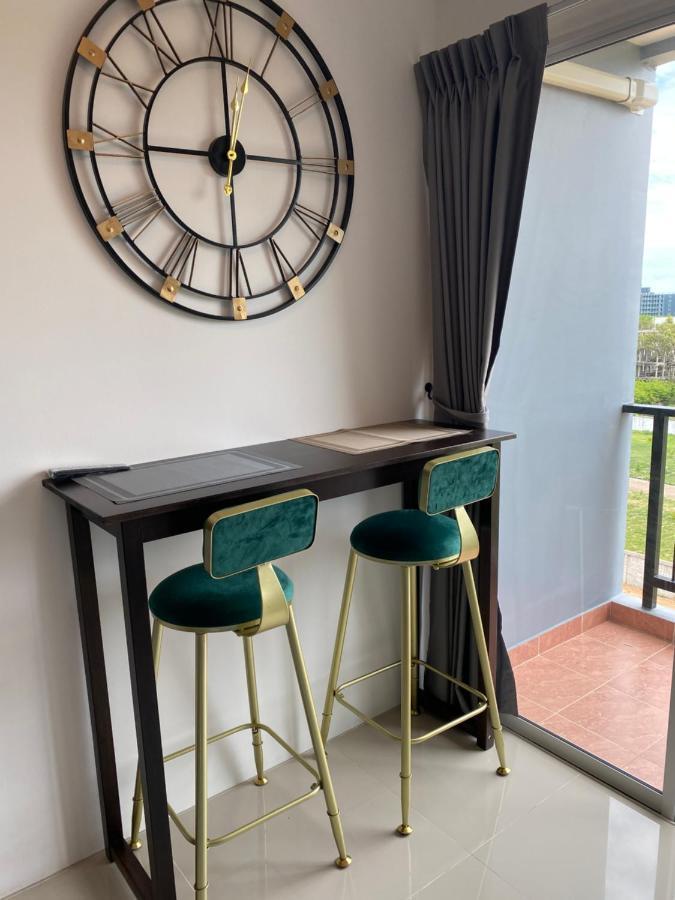 Trio Gems Condo, Pattaya Thailand Джомтьєн-Біч Екстер'єр фото