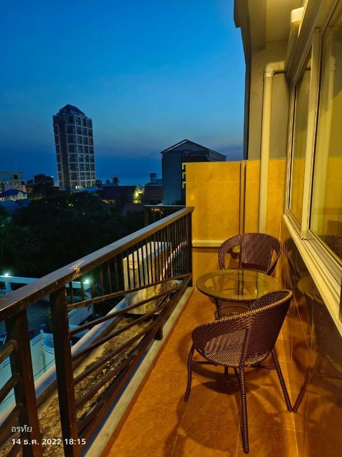 Trio Gems Condo, Pattaya Thailand Джомтьєн-Біч Екстер'єр фото