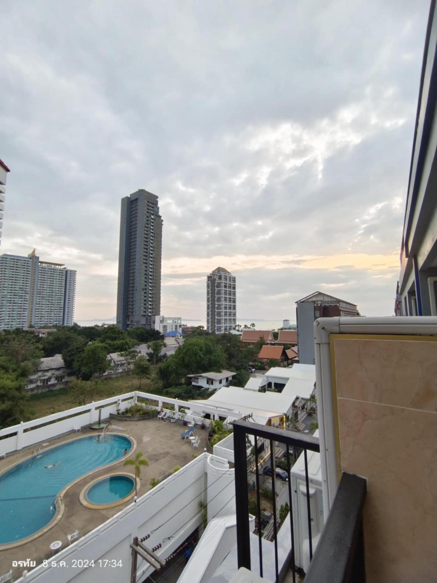Trio Gems Condo, Pattaya Thailand Джомтьєн-Біч Екстер'єр фото