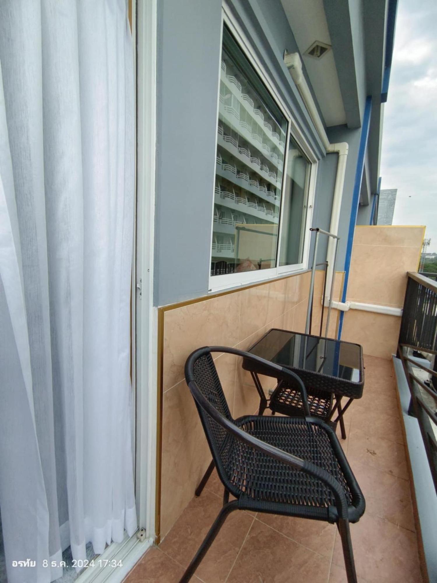 Trio Gems Condo, Pattaya Thailand Джомтьєн-Біч Екстер'єр фото